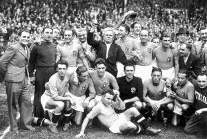 Đội hình tuyển Ý vô địch WC lần đầu vào năm 1934
