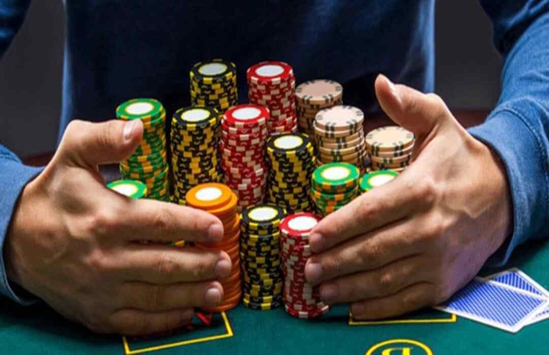 Game Poker tại Roxy Casino vô cùng hấp dẫn và thú vị