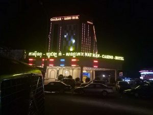 Good Luck Casino & Hotel về đêm